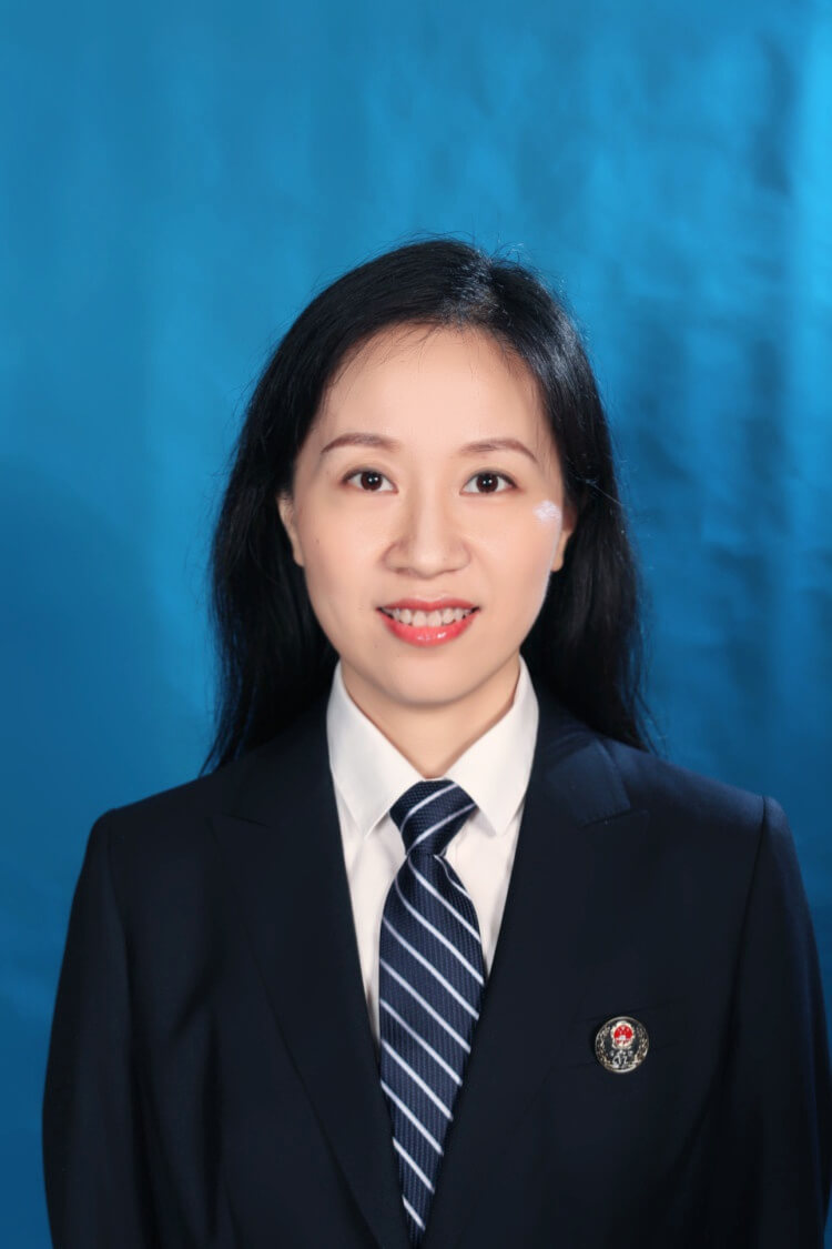 张莉
